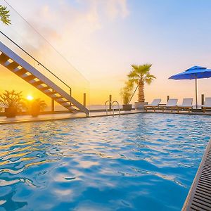 May De Ville Premier Hotel&Spa